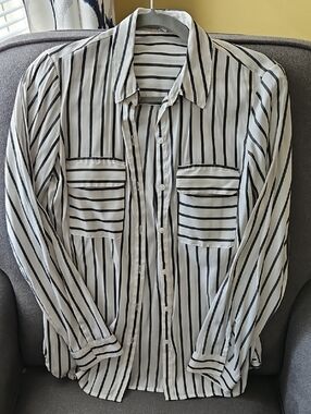 Express Black & White Vertical Stripe Button-Up Blouse